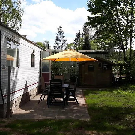 La Lubina, Camping Kom Es An בית נופש Varssel
