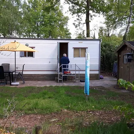 La Lubina, Camping Kom Es An Varssel